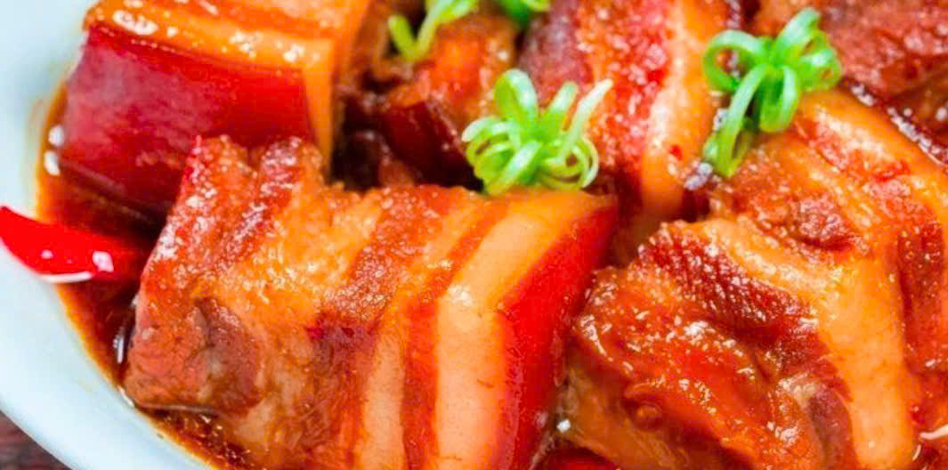 món thịt kho trứng